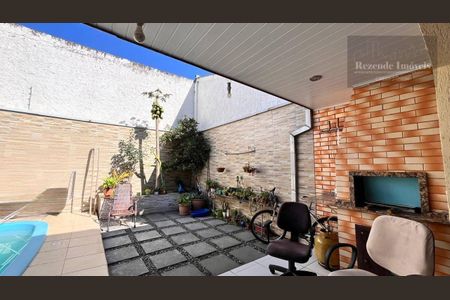 10_photo/94dce215d9.ceff8192393c33de-ATLAS-43ab0e59-8e1e-41cd-bdba-0985c7059632.jpg de casa à venda com 4 quartos, 153m² em Cidade Industrial de Curitiba, Curitiba