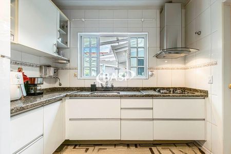 7_photo/94dce215fb.dfcade110a103505-ATLAS-25bc2f92-79e9-418a-acfa-3e8a82e15c32.jpg de casa à venda com 3 quartos, 140m² em Cidade Industrial de Curitiba, Curitiba