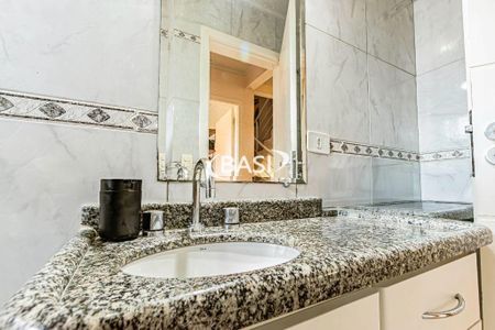 3_photo/94dce215fb.dfcade110a103505-ATLAS-7d95c65d-9e67-4355-826a-cd23fc7c58f3.jpg de casa à venda com 3 quartos, 140m² em Cidade Industrial de Curitiba, Curitiba