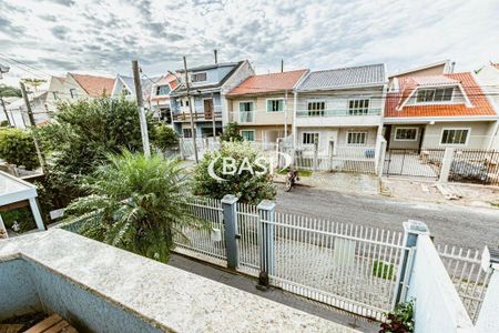 1_photo/94dce215fb.dfcade110a103505-ATLAS-7dbf2a67-7f16-4870-87c6-3b1e8bbe1f7b.jpg de casa à venda com 3 quartos, 140m² em Cidade Industrial de Curitiba, Curitiba