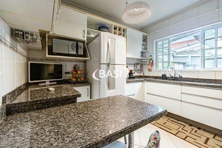 9_photo/94dce215fb.dfcade110a103505-ATLAS-d3a61b4b-7d11-47f9-9c72-e902387945ec.jpg de casa à venda com 3 quartos, 140m² em Cidade Industrial de Curitiba, Curitiba