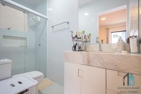 4_photo/94dce21677.2f15d505e37c7ac5-ATLAS-a59a997f-777e-4fc4-bd9b-e80a78858b87.jpg de casa à venda com 3 quartos, 203m² em Cidade Industrial de Curitiba, Curitiba