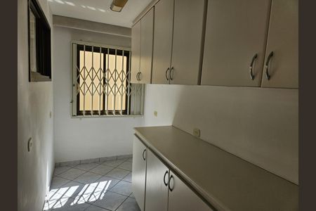 24_photo/94dce216a9.7a69ff73eb43ff8d-ATLAS-2f1ada49-c657-4484-ade9-4f5b8f24a936.jpg de casa à venda com 7 quartos, 370m² em Cidade Industrial de Curitiba, Curitiba