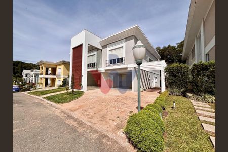 12_photo/94dce216c7.7a37549eceeba21f-ATLAS-468ceda4-28bd-48bb-85e7-a9d22355aa44.jpg de casa de condomínio à venda com 4 quartos, 835m² em Cidade Industrial de Curitiba, Curitiba