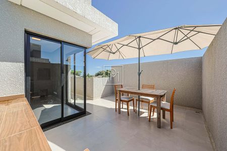 3_photo/94dce21803.c9e7360ea6899fe4-ATLAS-d4ab0baf-77c8-413b-9f77-c7db4f7ca199.jpg de casa à venda com 3 quartos, 124m² em Campo Comprido, Curitiba