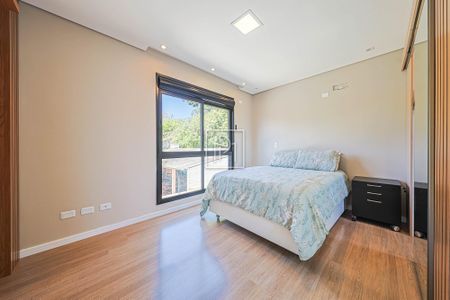 18_photo/94dce21803.c9e7360ea6899fe4-ATLAS-eb5c1cf2-73df-4d33-b520-36faeaff4e60.jpg de casa à venda com 3 quartos, 124m² em Campo Comprido, Curitiba