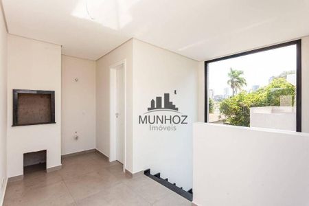 9_photo/94dce21803.f9311111f8aae271-ATLAS-3cb45220-2efb-40e0-984a-b8a0bd3d02db.jpg de casa à venda com 3 quartos, 130m² em Campo Comprido, Curitiba