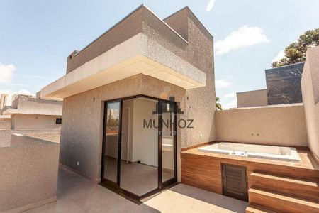 50_photo/94dce21803.f9311111f8aae271-ATLAS-cae677dc-593d-4fce-92c3-02ee8e788171.jpg de casa à venda com 3 quartos, 130m² em Campo Comprido, Curitiba