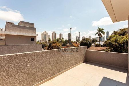 44_photo/94dce21803.f9311111f8aae271-ATLAS-e07b7871-9c5b-4ea6-9f14-0f604e30c2a5.jpg de casa à venda com 3 quartos, 130m² em Campo Comprido, Curitiba