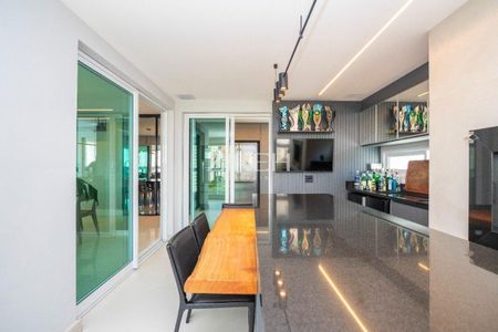 19_photo/94dce2189d.feec0627e9aa882c-ATLAS-6c3c7bc5-81a9-4bde-909c-a86882fc6109.jpg de apartamento à venda com 3 quartos, 190m² em Campo Comprido, Curitiba