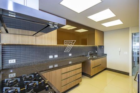 2_photo/94dce218b5.e5d14194a8daaecf-ATLAS-58dfd944-2b21-4331-9e9d-6eee195813e9.jpg de apartamento à venda com 3 quartos, 266m² em Cidade Industrial de Curitiba, Curitiba