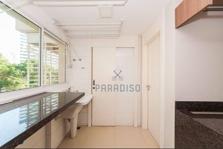 4_photo/94dce218b5.eb2ec0ea729fefad-ATLAS-a2e1db26-8cb8-4d40-96ee-b4320f1e0edd.jpg de apartamento à venda com 3 quartos, 267m² em Cidade Industrial de Curitiba, Curitiba