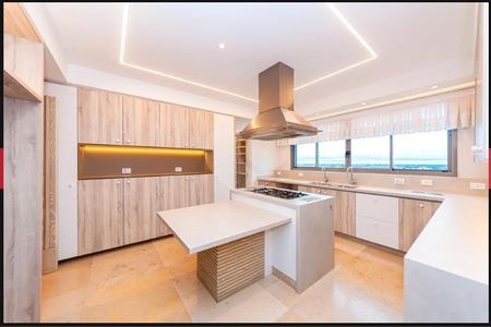 3_photo/94dce218cd.387fac3a7e9151da-ATLAS-0f531e7d-a8f3-4a72-afa2-71172a22458d.jpg de apartamento à venda com 4 quartos, 431m² em Cidade Industrial de Curitiba, Curitiba