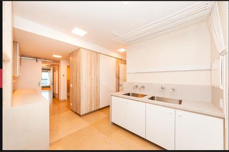 4_photo/94dce218cd.387fac3a7e9151da-ATLAS-3765bde5-4ba1-4d94-82f8-6c444385de18.jpg de apartamento à venda com 4 quartos, 431m² em Cidade Industrial de Curitiba, Curitiba