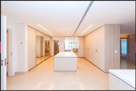 9_photo/94dce218cd.387fac3a7e9151da-ATLAS-8d8eff00-4815-4e38-abe7-f1aeba84af6b.jpg de apartamento à venda com 4 quartos, 431m² em Cidade Industrial de Curitiba, Curitiba