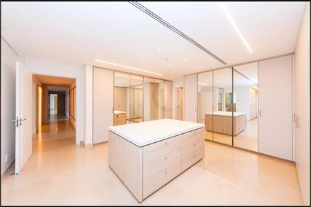 1_photo/94dce218cd.387fac3a7e9151da-ATLAS-96eb65e3-0c8b-4d4f-aa32-659364b7fcd9.jpg de apartamento à venda com 4 quartos, 431m² em Cidade Industrial de Curitiba, Curitiba