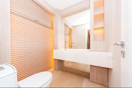 8_photo/94dce218cd.a092227452ef5b5b-ATLAS-cc10e2f0-df78-4d37-9aae-cf46d0b6f340.jpg de apartamento à venda com 4 quartos, 431m² em Cidade Industrial de Curitiba, Curitiba