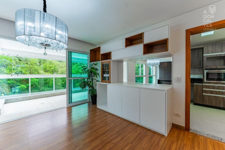 3_photo/94dce218d9.ce9eeab866d073c5-ATLAS-02c9d93e-d986-4955-826a-5c237602fb5e.jpg de apartamento à venda com 3 quartos, 175m² em Campina do Siqueira, Curitiba