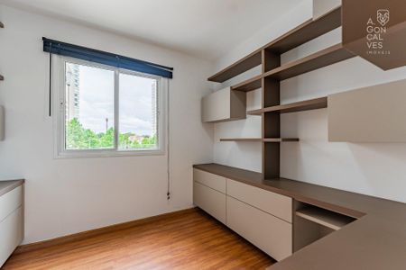 14_photo/94dce218d9.ce9eeab866d073c5-ATLAS-433fce17-75fc-4f92-afb7-a17d58037963.jpg de apartamento à venda com 3 quartos, 175m² em Campina do Siqueira, Curitiba