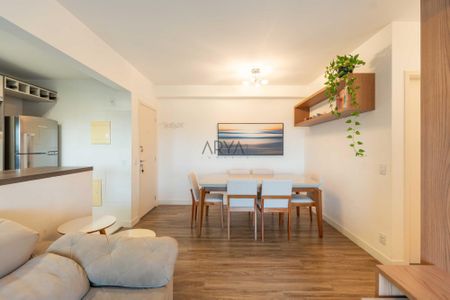 3_photo/94dce218df.36e09fceacf3c363-ATLAS-b4df8734-a9c3-4d93-970b-5a33fb0d7979.jpg de apartamento à venda com 2 quartos, 69m² em Campo Comprido, Curitiba