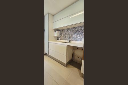 19_photo/94dce218df.7e4c9ea920e9beb4-ATLAS-35f66aa7-708d-4f04-b1e5-9007ec23ab40.jpg de apartamento à venda com 2 quartos, 88m² em Campo Comprido, Curitiba