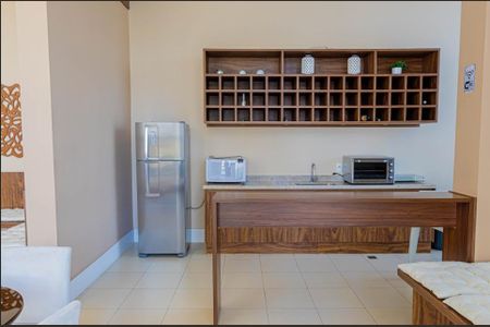 5_photo/94dce218df.af8e887ef6cfd880-ATLAS-a84ef05a-e0a5-42f9-9dd2-d02333b795a2.jpg de apartamento para alugar com 2 quartos, 69m² em Campo Comprido, Curitiba