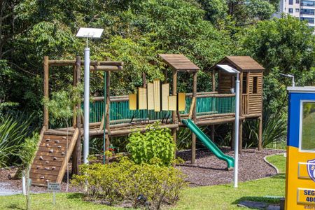 8_photo/94dce218df.af8e887ef6cfd880-ATLAS-eb767d3d-0550-4339-beb3-3c3d6b4b83fb.jpg de apartamento para alugar com 3 quartos, 113m² em Campo Comprido, Curitiba