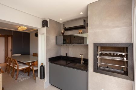 2_photo/94dce218df.c96cdce6689e4e6f-ATLAS-5fc25468-03f5-4b08-9520-9fc086048146.jpg de apartamento à venda com 3 quartos, 113m² em Campo Comprido, Curitiba