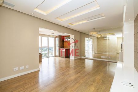 7_photo/94dce218df.e623779d31b7c93f-ATLAS-2f715c57-8fa4-4bc5-84ea-a00209f13db9.jpg de apartamento para alugar com 3 quartos, 113m² em Campo Comprido, Curitiba