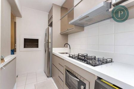 10_photo/94dce219cf.0143e17b0abad1a9-ATLAS-5cee54e7-2f65-41bd-be6c-9ad75d89a56c.jpg de apartamento à venda com 3 quartos, 65m² em Santa Felicidade, Curitiba