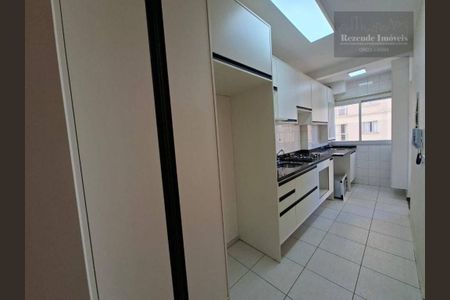 9_photo/94dce21ad5.0bc7f21fdf475fdd-ATLAS-81a629e2-d5b2-427a-a77f-7e56878fdb70.jpg de apartamento à venda com 2 quartos, 60m² em Cidade Industrial de Curitiba, Curitiba