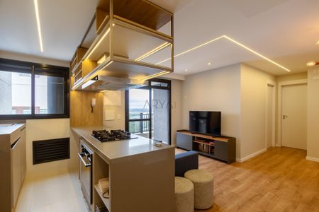 2_photo/94dce21ae5.3cdd5a4d81ccd9df-ATLAS-b5099e18-9a34-4f20-ba13-6d7e355a58ff.jpg de apartamento à venda com 2 quartos, 62m² em Campo Comprido, Curitiba