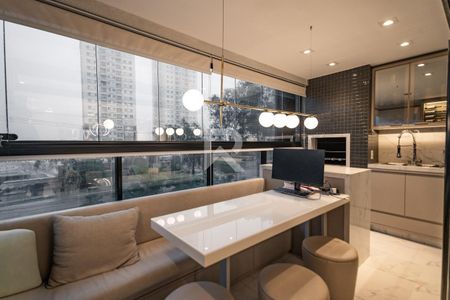 4_photo/94dce21ae5.d0218d3dc59c2598-ATLAS-d4b979f2-14fe-4f18-b4c5-863ba952fb8a.jpg de apartamento à venda com 3 quartos, 98m² em Campo Comprido, Curitiba