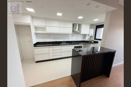 19_photo/94dce21ae5.d86adf5f6d9a3823-ATLAS-9c25763f-26e3-4a8b-9d2a-099f28f1fc71.jpg de apartamento para alugar com 2 quartos, 65m² em Campo Comprido, Curitiba