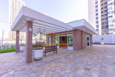 2_photo/94dce21aef.a1f90a5630c435c0-ATLAS-1deaf8e4-87e7-438a-919c-3c8cc66d2cb3.jpg de apartamento à venda com 2 quartos, 79m² em Cidade Industrial de Curitiba, Curitiba