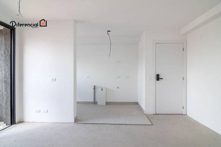 3_photo/94dce21af1.428e7b3dc63e0986-ATLAS-8ff95c26-2bf8-4e44-b988-a8f15b020f4c.jpg de apartamento à venda com 2 quartos, 44m² em Cidade Industrial de Curitiba, Curitiba