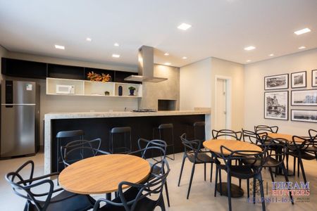 2_photo/94dce21af1.e4363dd5d378128d-ATLAS-1fe8e29a-51a8-4ea0-b70b-3435f5cbd0a8.jpg de apartamento à venda com 2 quartos, 44m² em Cidade Industrial de Curitiba, Curitiba