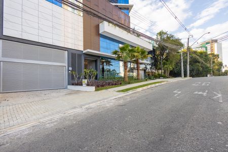 20_photo/94dce21c1d.cc80a849dbb3670d-ATLAS-348edd3f-6a46-49cd-9c39-fb16c8c28c3f.jpg de apartamento à venda com 4 quartos, 320m² em Cidade Industrial de Curitiba, Curitiba