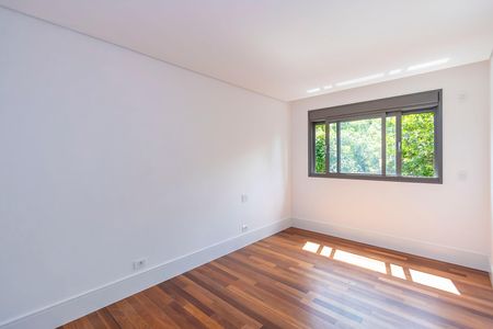 58_photo/94dce21c1d.cc80a849dbb3670d-ATLAS-d97fcaa6-085a-4f27-a19f-61c86b62f859.jpg de apartamento à venda com 4 quartos, 320m² em Cidade Industrial de Curitiba, Curitiba