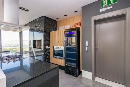 3_photo/94dce21c1d.cc80a849dbb3670d-ATLAS-e82f7df8-0dc0-4c98-aa37-9c66d47275a1.jpg de apartamento à venda com 4 quartos, 320m² em Cidade Industrial de Curitiba, Curitiba