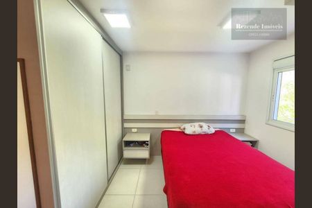 5_photo/94dce21c2d.bcf4ad1cb8849842-ATLAS-1477f02e-8a7e-4216-bc84-1823923f7cc2.jpg de apartamento à venda com 3 quartos, 65m² em Cidade Industrial de Curitiba, Curitiba