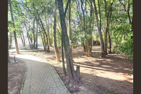 6_photo/94dce21c2d.bcf4ad1cb8849842-ATLAS-d9d1a502-5a2a-40ec-b28b-7c79d5624ee3.jpg de apartamento à venda com 3 quartos, 65m² em Cidade Industrial de Curitiba, Curitiba