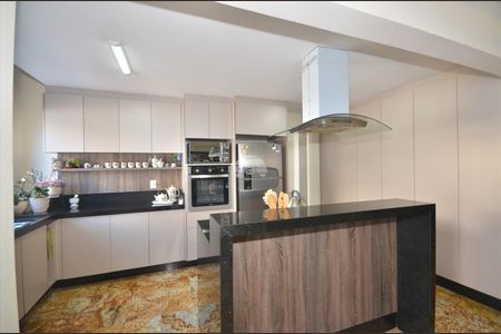 7_photo/94dce21c2d.cfe5b2842e834dd4-ATLAS-014b03ef-c9b8-42a8-8fa9-24ccd2644550.jpg de casa à venda com 3 quartos, 170m² em Cidade Industrial de Curitiba, Curitiba