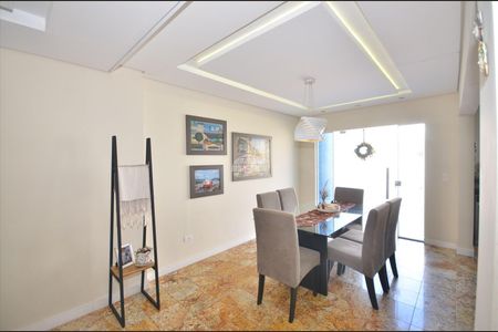 3_photo/94dce21c2d.cfe5b2842e834dd4-ATLAS-80c644e2-711e-499a-9922-a5130b118618.jpg de casa à venda com 3 quartos, 170m² em Cidade Industrial de Curitiba, Curitiba