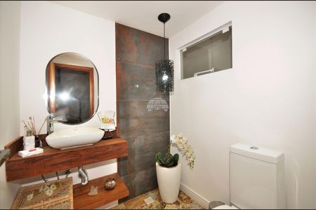 6_photo/94dce21c2d.cfe5b2842e834dd4-ATLAS-d62c25ff-422f-4f4e-a5d6-8cd302ec3da9.jpg de casa à venda com 3 quartos, 170m² em Cidade Industrial de Curitiba, Curitiba