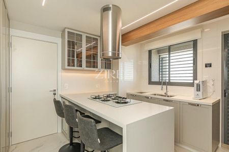 17_photo/94dce21c63.4eda127f39cfcbee-ATLAS-6bf33c24-c38a-4431-a55d-e5a55f478c34.jpg de apartamento para alugar com 2 quartos, 105m² em Ecoville, Curitiba