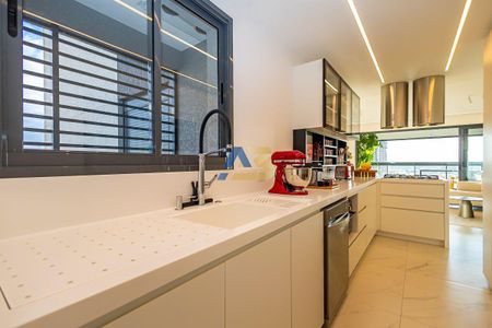 10_photo/94dce21c8d.1aa5b8f538f3adaf-ATLAS-86a108fd-a638-426d-99c5-7b9eef163d94.jpg de apartamento à venda com 3 quartos, 131m² em Cidade Industrial de Curitiba, Curitiba