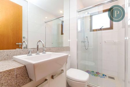 11_photo/94dce21c8d.94a10e5c716519a1-ATLAS-0f145f9f-2b90-4bc7-bcb9-504e72e243a6.jpg de apartamento à venda com 3 quartos, 122m² em Cidade Industrial de Curitiba, Curitiba