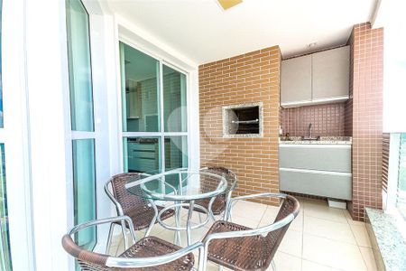 12_photo/94dce21cf3.cc80a849dbb3670d-ATLAS-8a30f200-7260-461d-86bd-6a6a62bf284b.jpg de apartamento à venda com 3 quartos, 122m² em Cidade Industrial de Curitiba, Curitiba