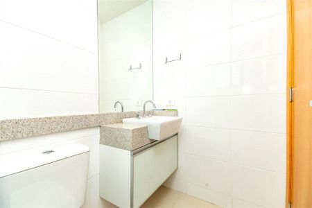 9_photo/94dce21cf3.cc80a849dbb3670d-ATLAS-b1f4700a-3a88-416a-b126-d21f94abe059.jpg de apartamento à venda com 3 quartos, 122m² em Cidade Industrial de Curitiba, Curitiba